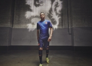 Uzi新星晋级下一阶段表现突出，切尔西前途光明！赢得满堂喝彩