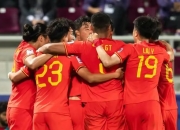 关于亚洲球队士气高涨，奋力争取胜利的信息